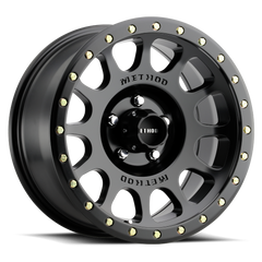 https://serenity-foxfactory.asset.akeneo.cloud/fox_asset_family/MRW_305_Matte_Black_5lug_Studio_Side.png